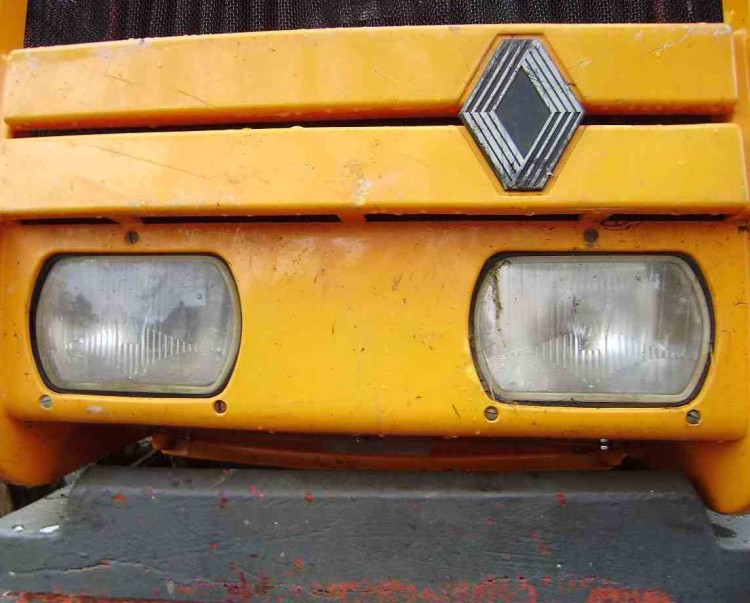 renault3.jpg